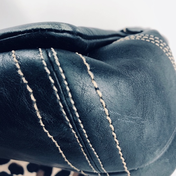 ‼️SOLD‼️ 90’s COACH PURSE IN EXCELLENT CONDITION - Picture 6 of 16